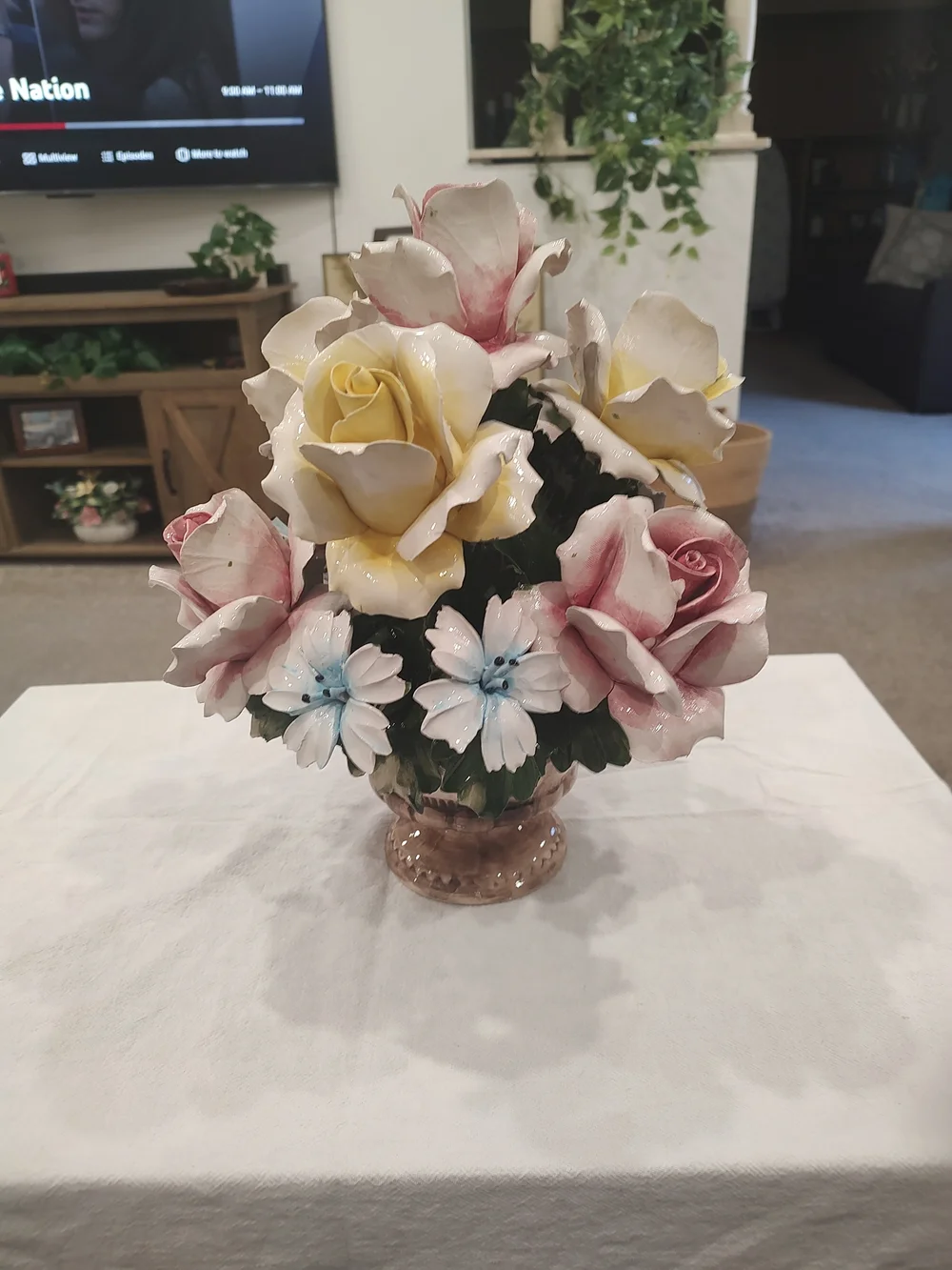 Vintage Capodimonte Style Porcelain Floral Bouquet Crown N Roses
